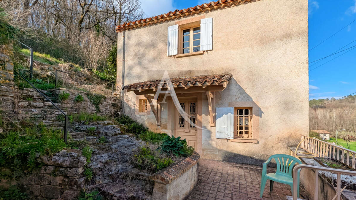 Maison à BLANQUEFORT-SUR-BRIOLANCE