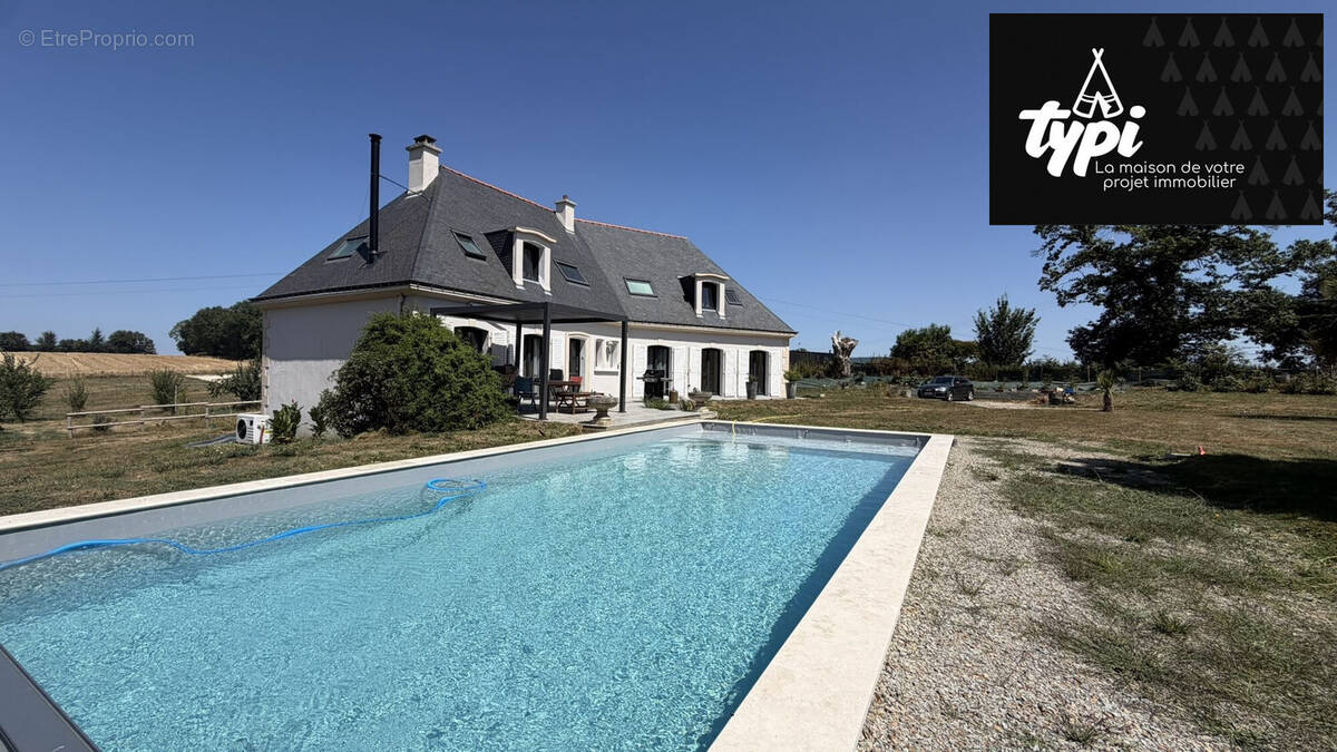 Maison 6 pièces 240 m² · à Caudan · 240 m² · 731 000 €