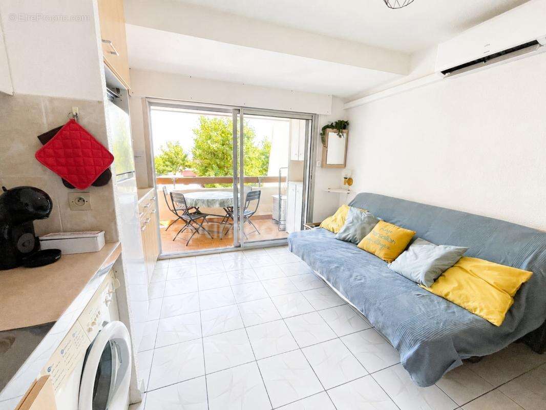 T2 rénové de 24 m² avec terrasse, climatisation et accès plage à Marseillan-Plage (34) - photo 4