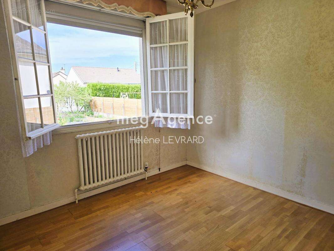 Maison à EVRON