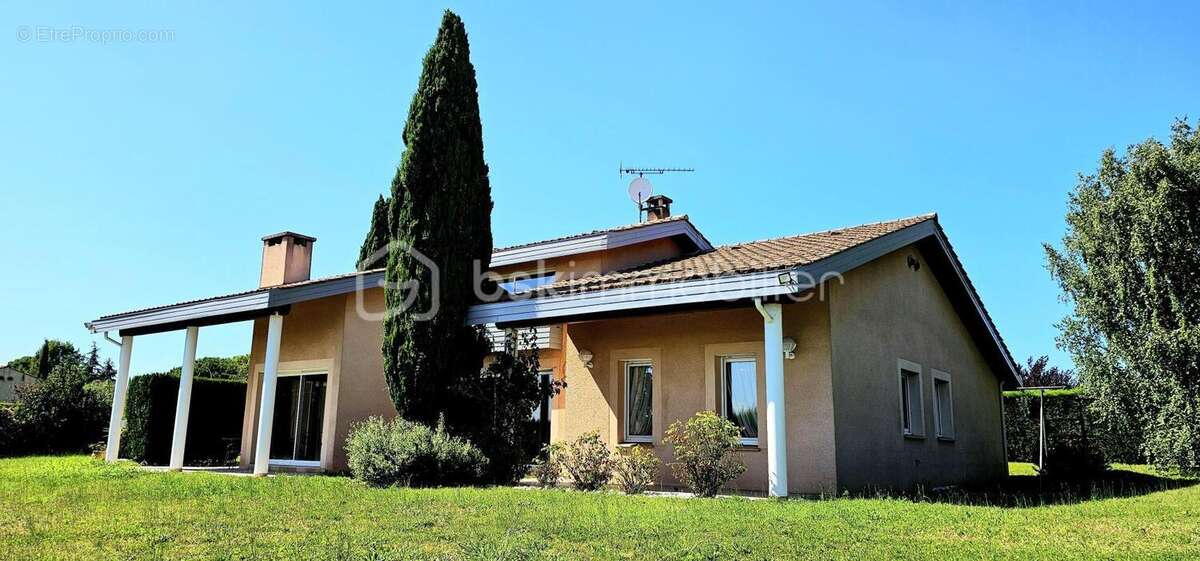 Maison à SAINT-MARTIN-LALANDE