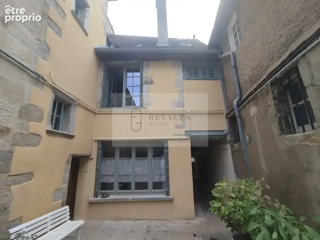 AUTUN 71400 Centre/Hauts-Quartiers Immeuble 250 m2 avec local professionnel et Duplex d'habitation - photo 2
