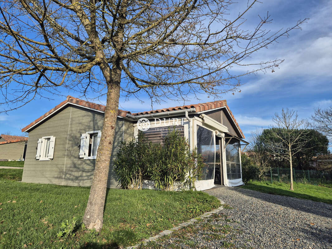 Maison à LA CHAPELLE-HERMIER