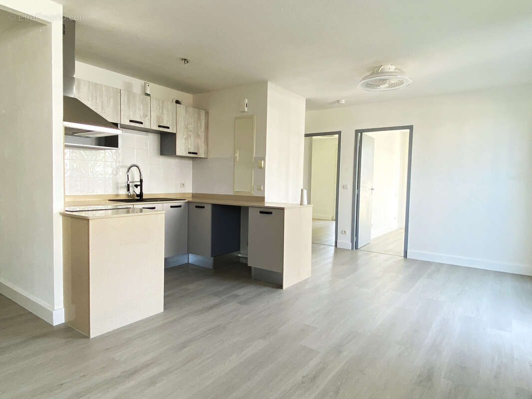 Un appartement t3, avec terrasse et jardin, garage, a perpignan sud - photo 4