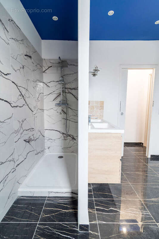 Maison à SARTROUVILLE