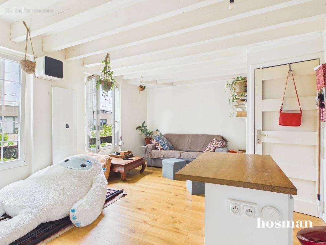 Appartement à PARIS-19E