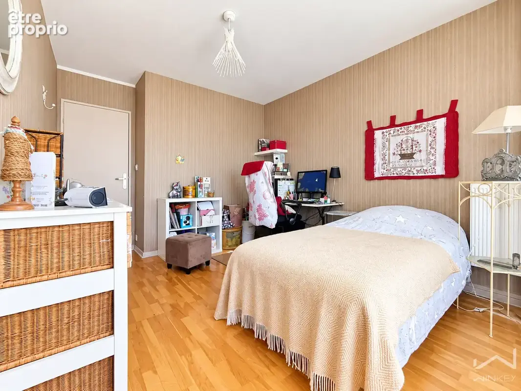 Nouveau seulement chez winkey - à vendre bel appartement t4 - 83 m2 - à rennes - secteur de la poterie - photo 5
