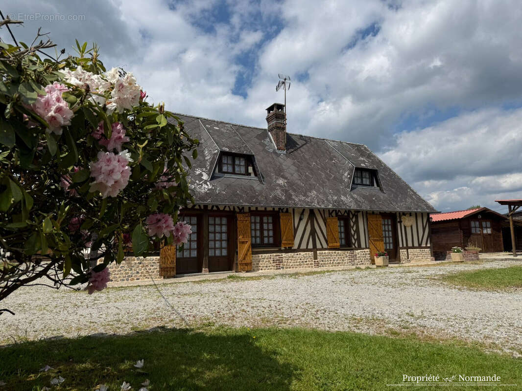Maison à CORMEILLES