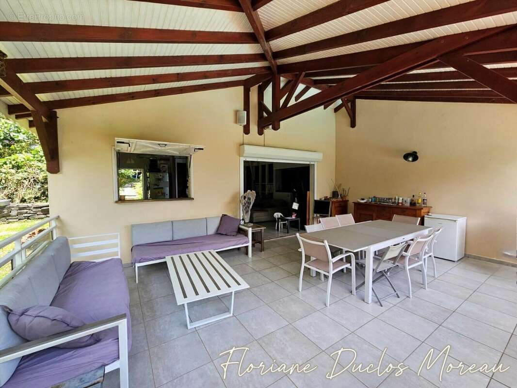 Maison à SAINTE-ROSE