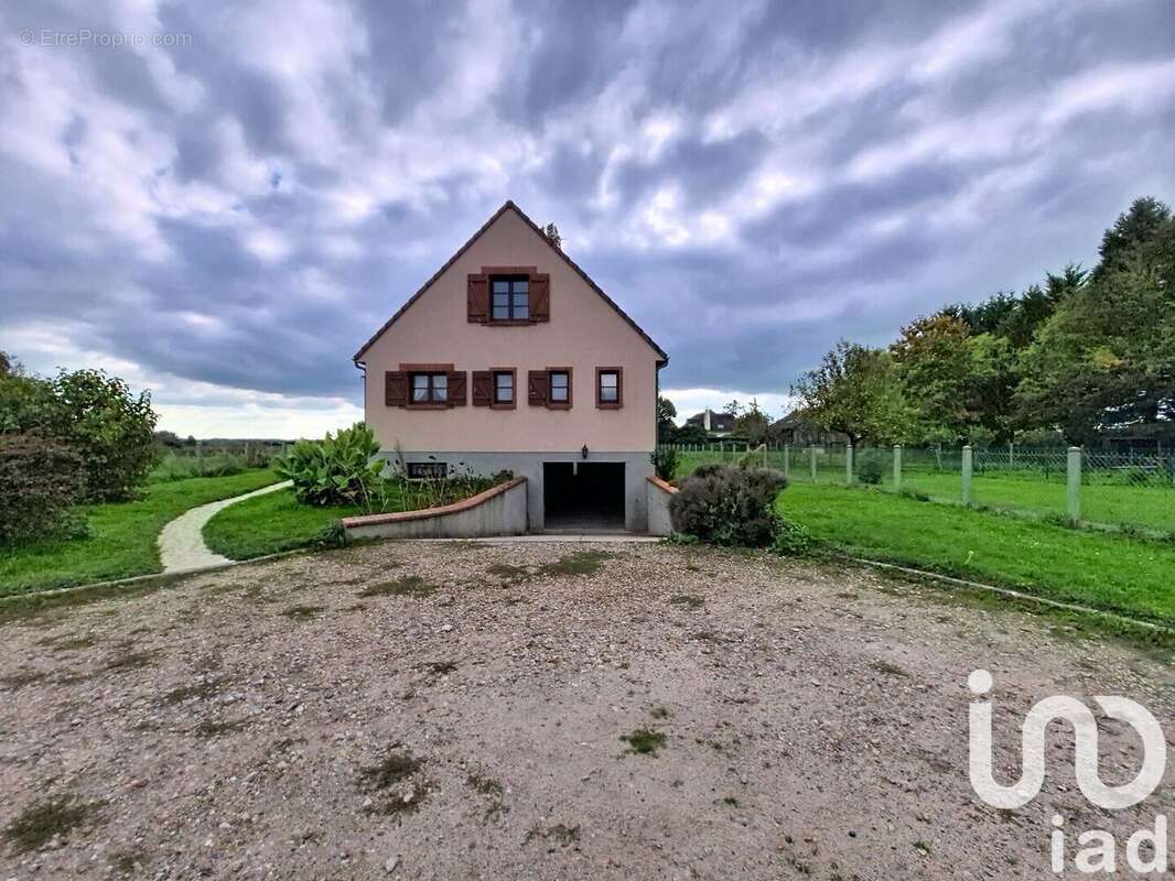 Photo 2 - Maison à LORRIS