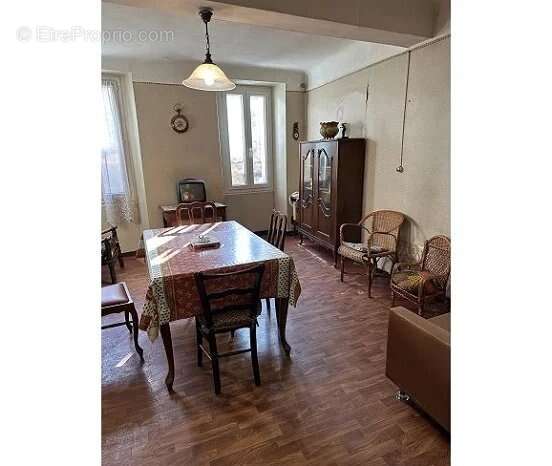 Maison à LA ROQUEBRUSSANNE