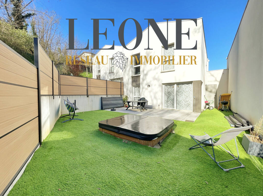 Maison à SEREZIN-DU-RHONE