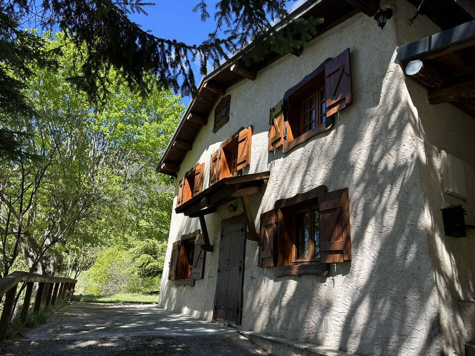 Maison à BELVEDERE