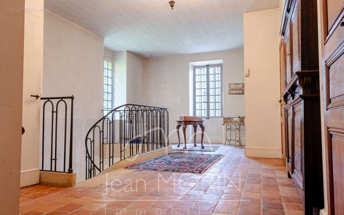 Maison à BOURG-LES-VALENCE