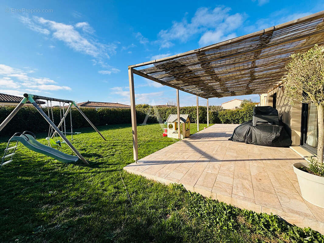 Maison à PENNAUTIER