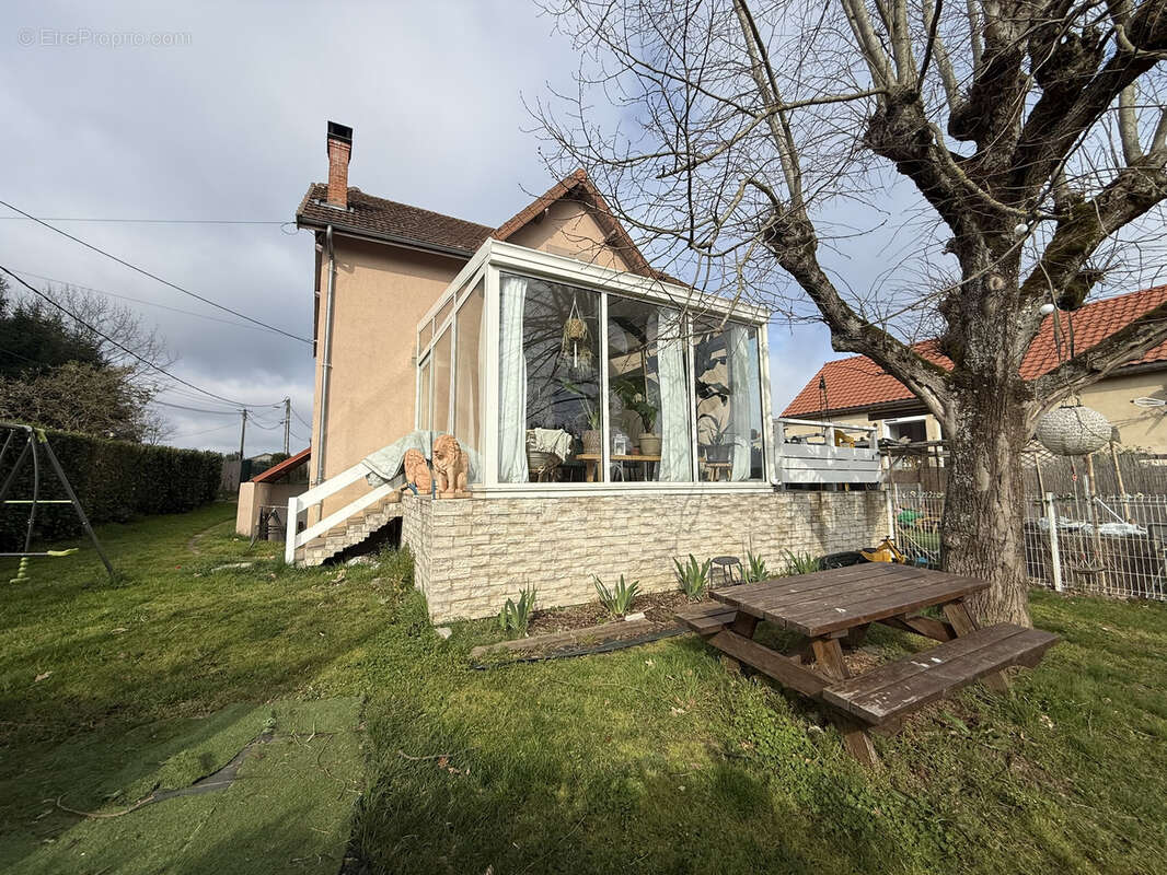 Maison à SAINT-PRIEST-BRAMEFANT