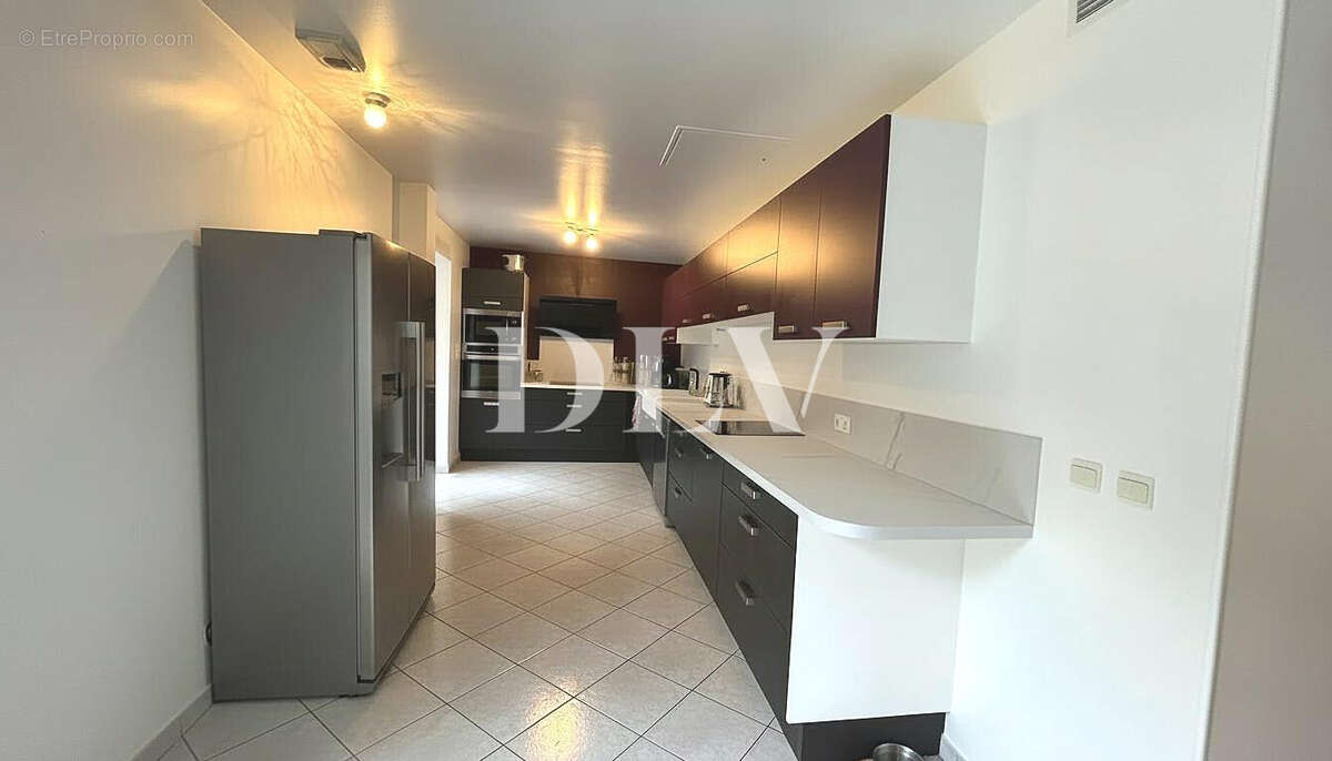 Maison à MORET-SUR-LOING