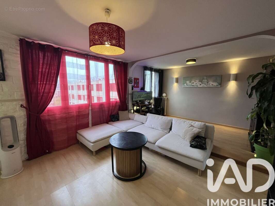 Photo 3 - Appartement à CLICHY-SOUS-BOIS