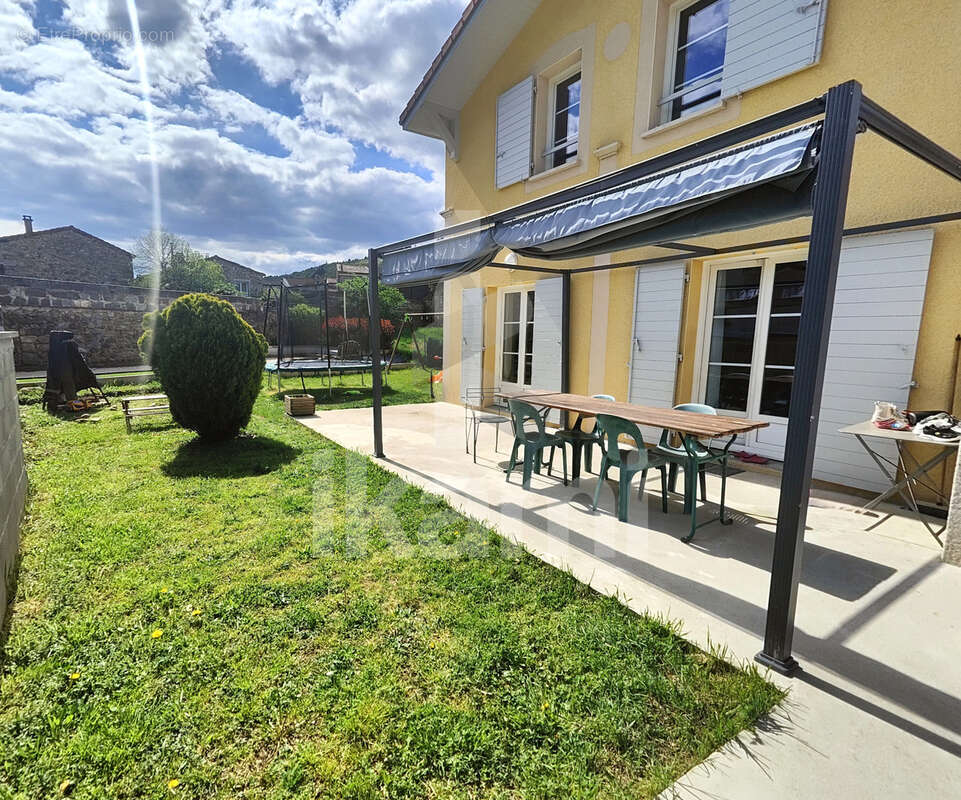 Maison à VILLEVOCANCE