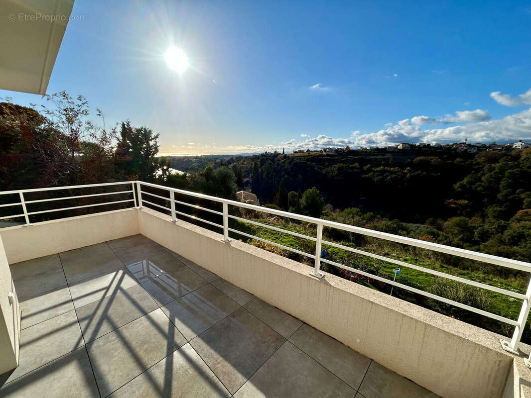 Photo 2 - Appartement à NICE