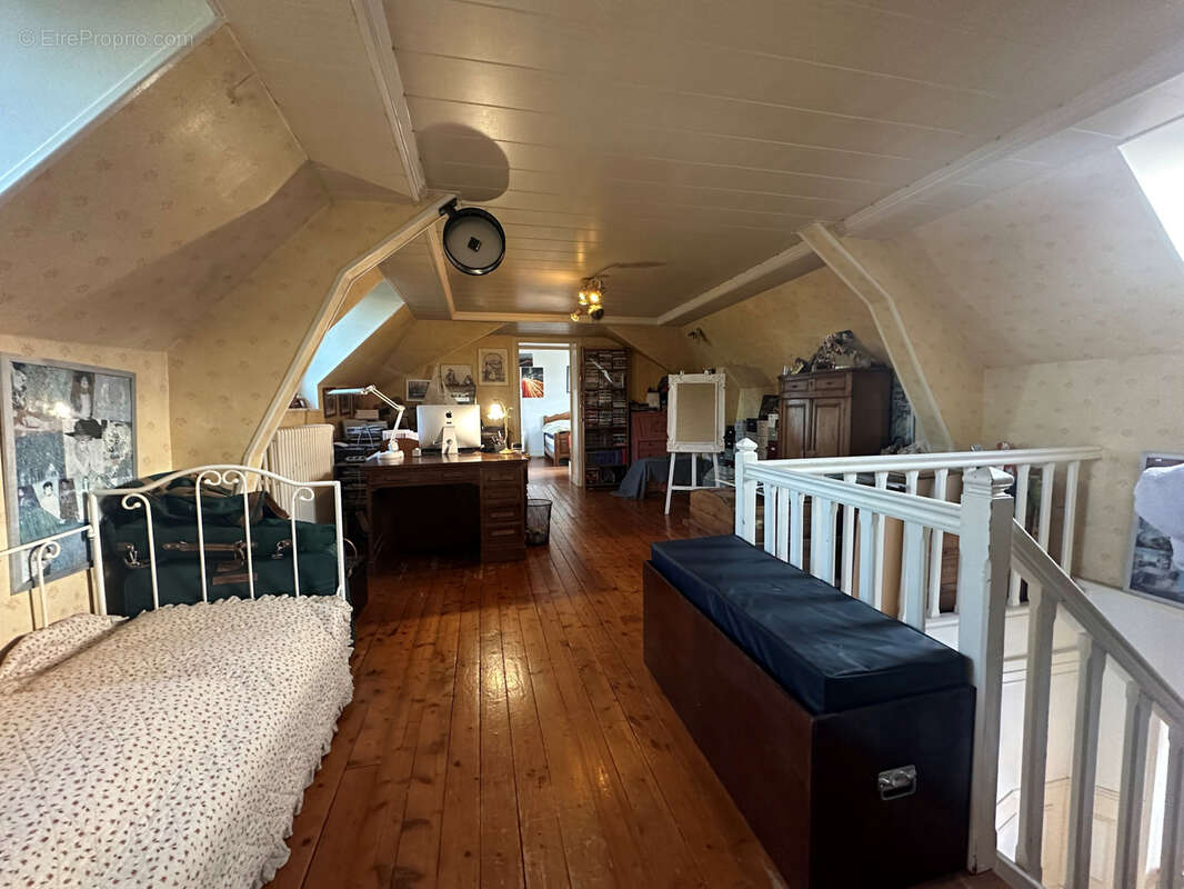 Maison à LA CHAPELLE-REANVILLE