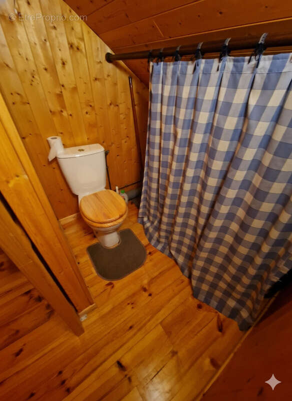 Maison à LE VAL-DE-GOUHENANS