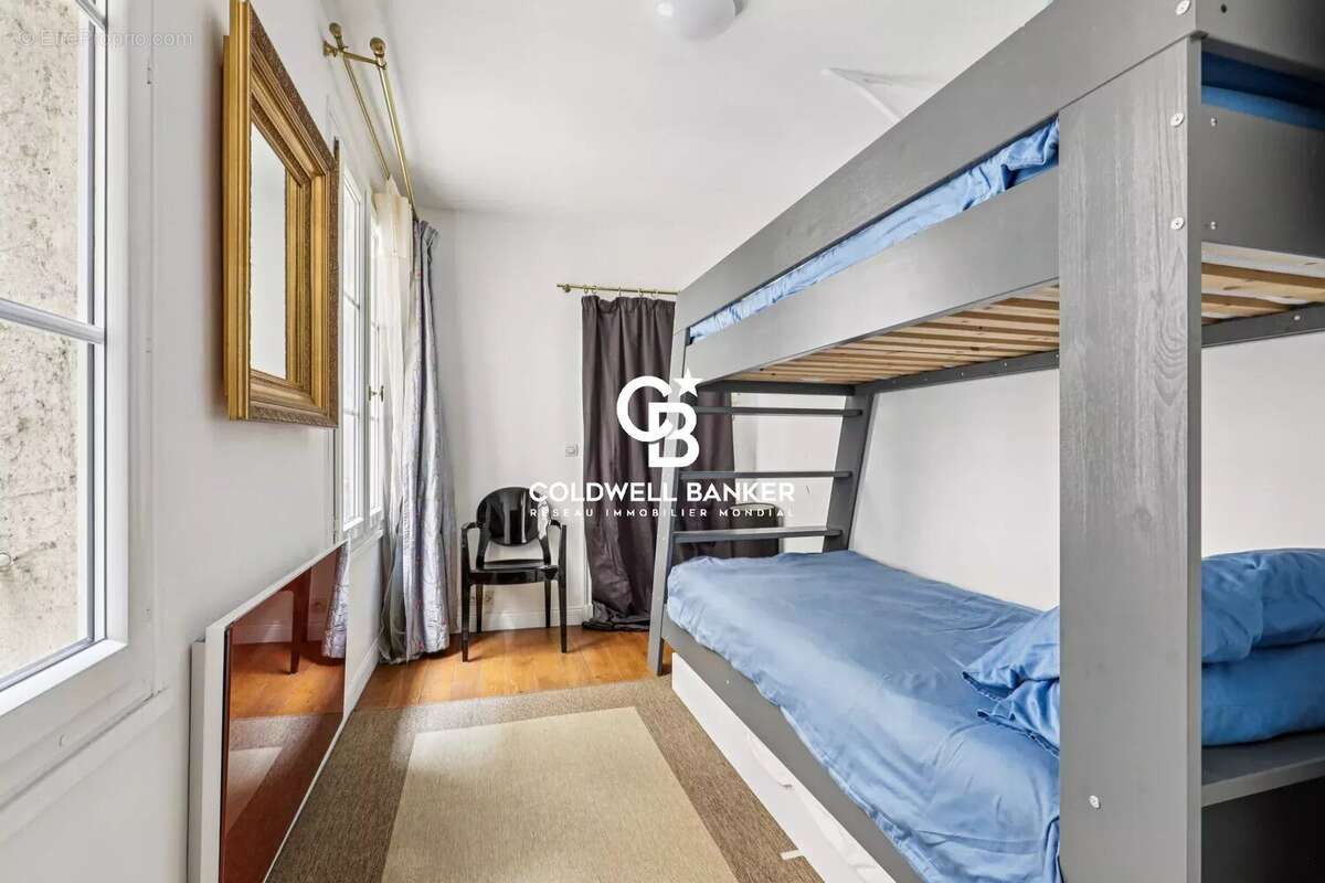 Appartement à PARIS-4E