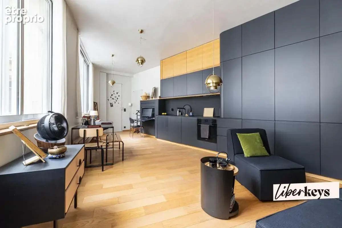 Appartement 2 pièces rénové de 48,37 m² - "Galerie Véro Dodat" - Paris 1 - photo 4