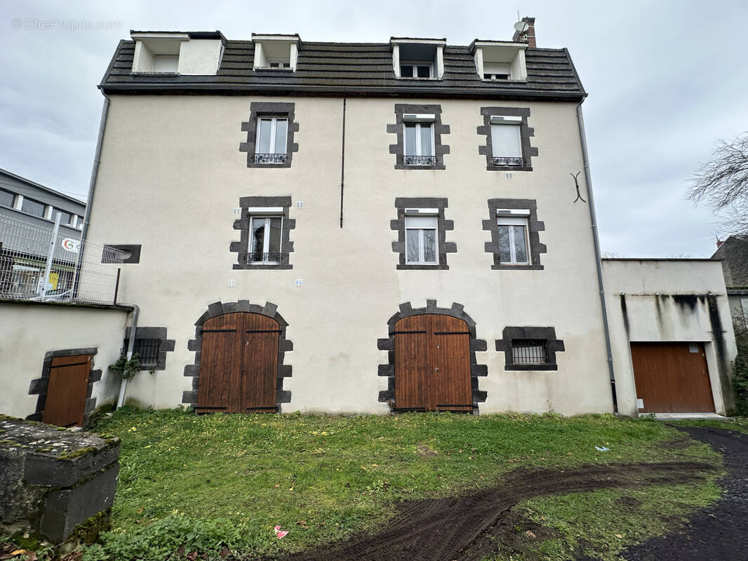 Appartement à MANZAT