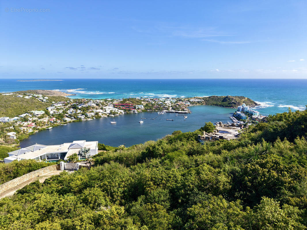 Terrain à SAINT-MARTIN