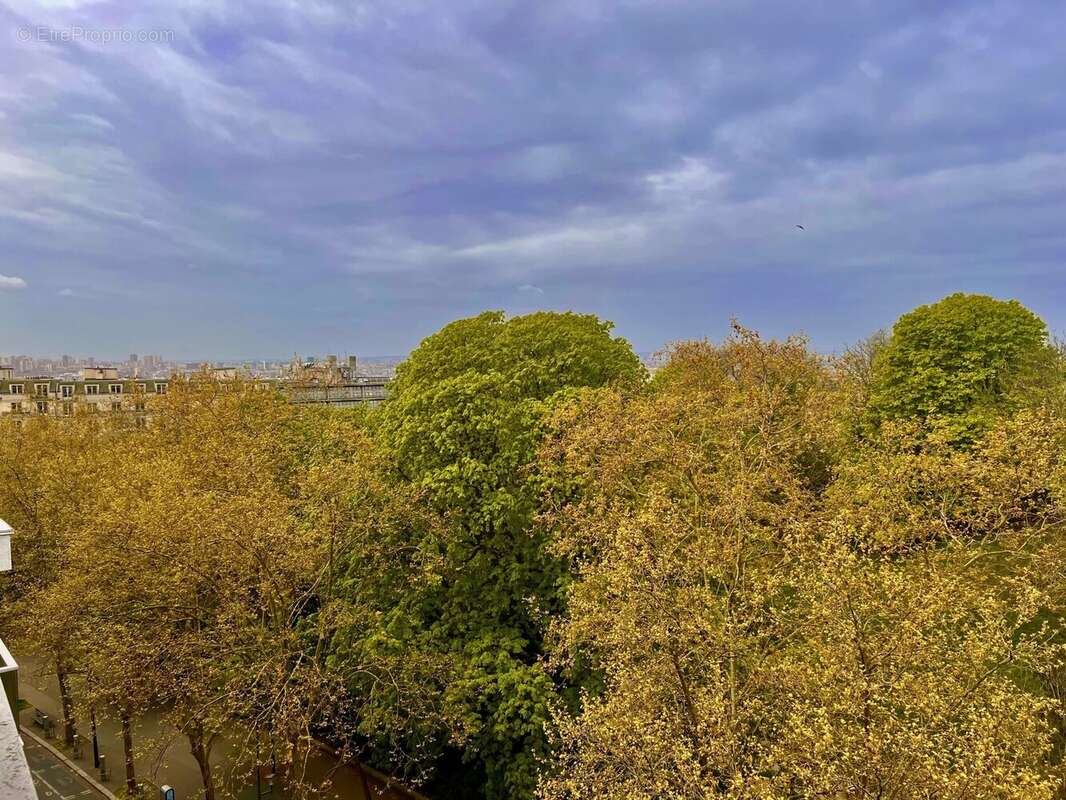 Appartement à PARIS-19E