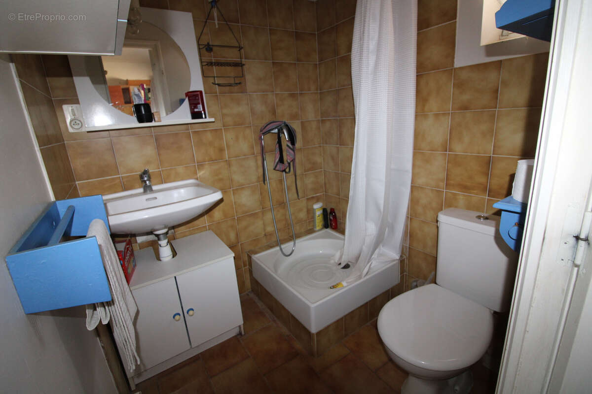 Maison à SAINT-JULIEN-DE-CASSAGNAS