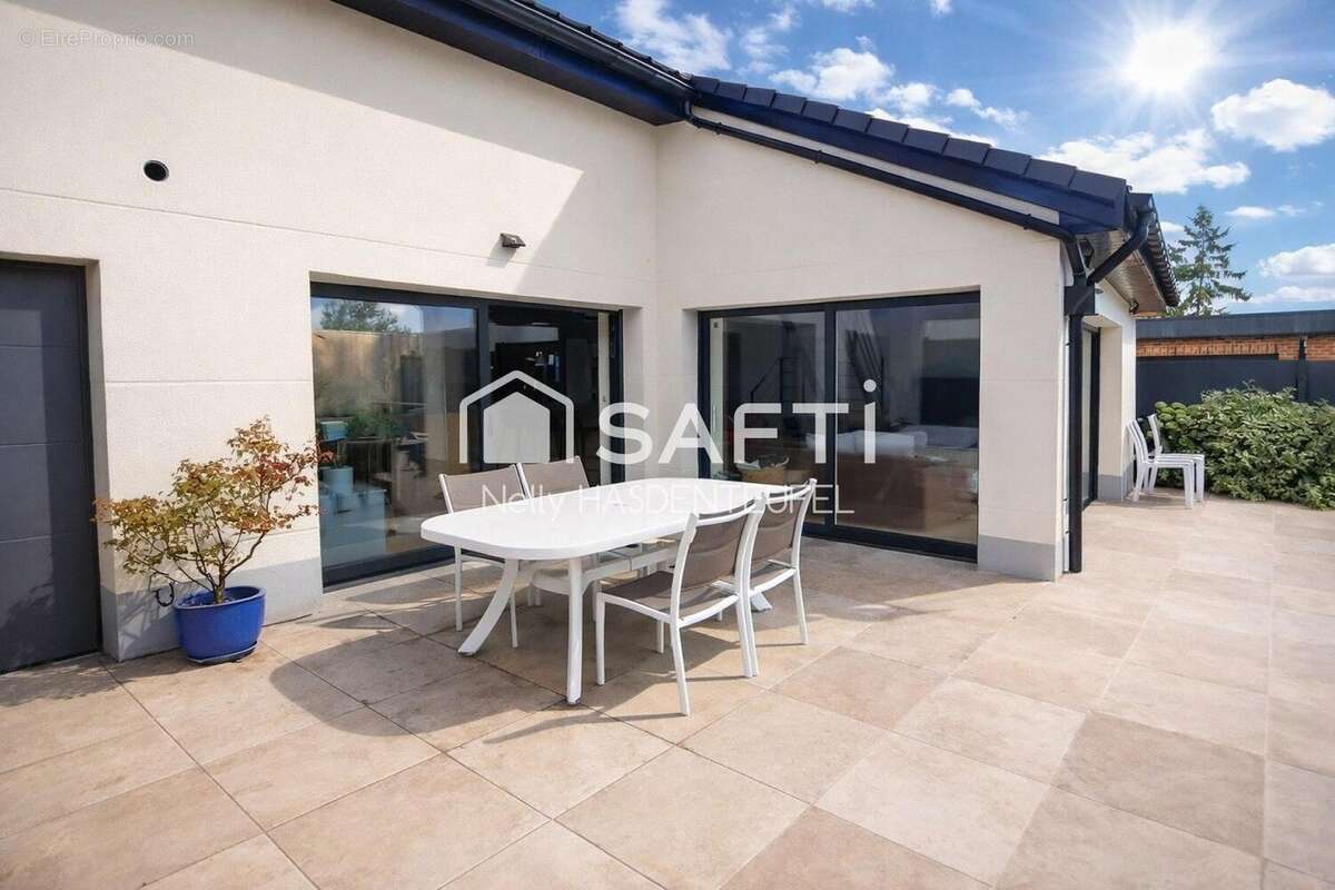 Photo 2 - Maison à SAINT-AMAND-LES-EAUX