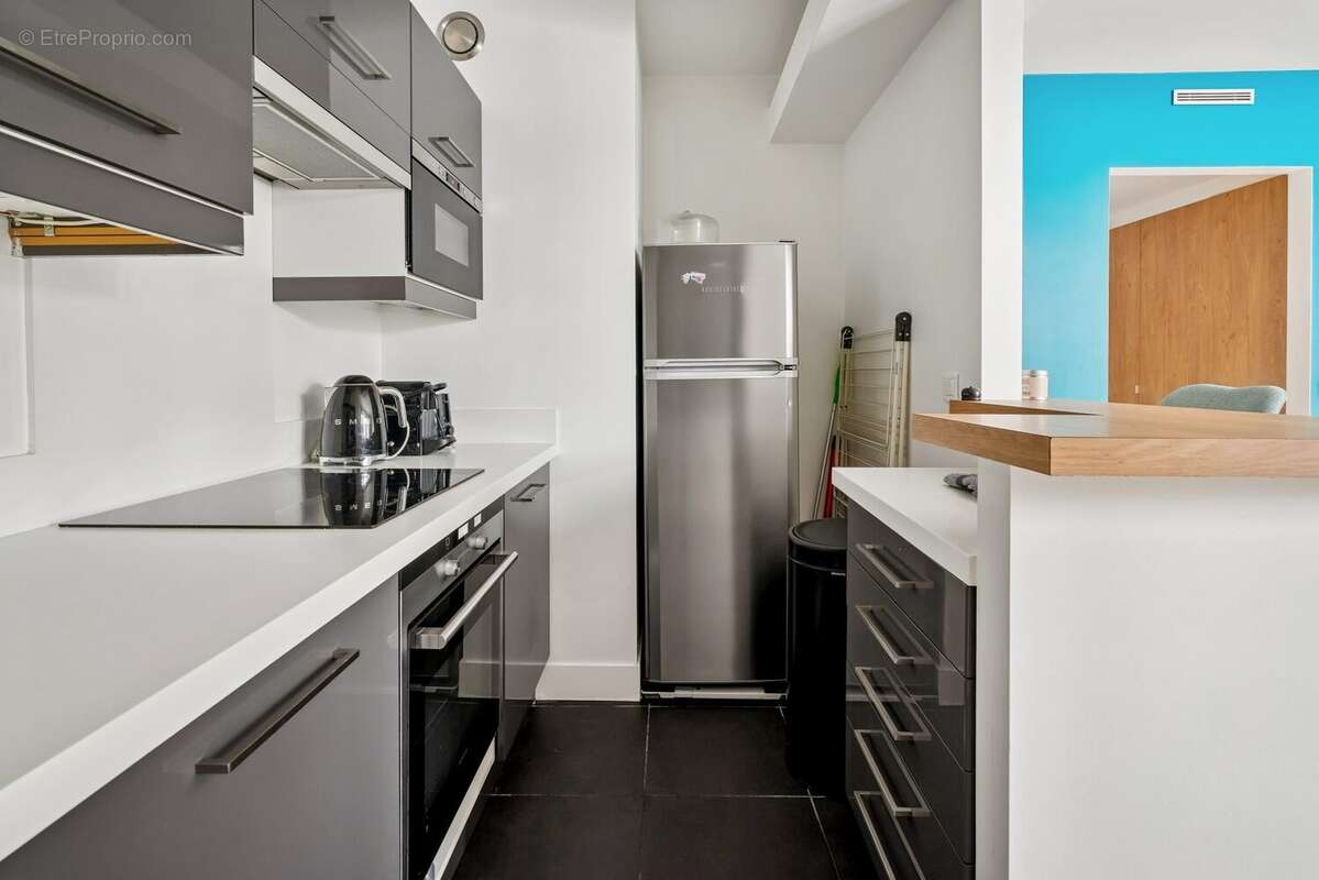 Appartement à PARIS-8E