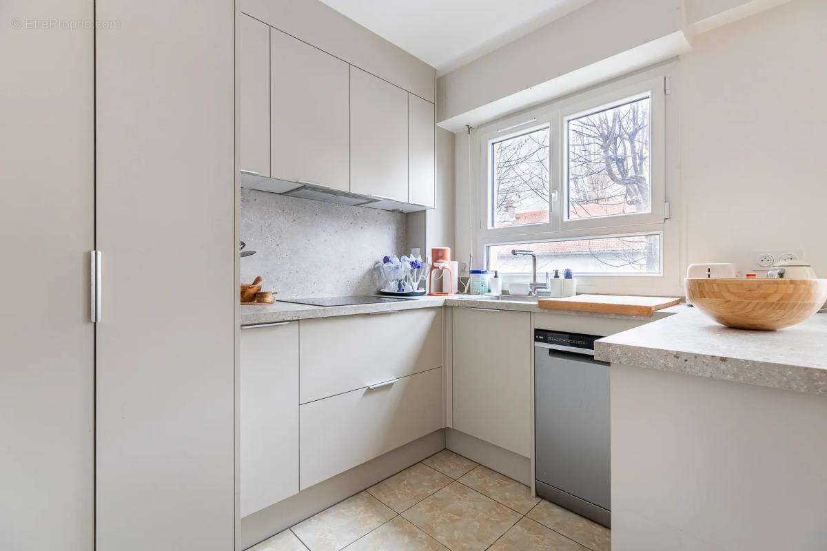 Appartement à CLICHY