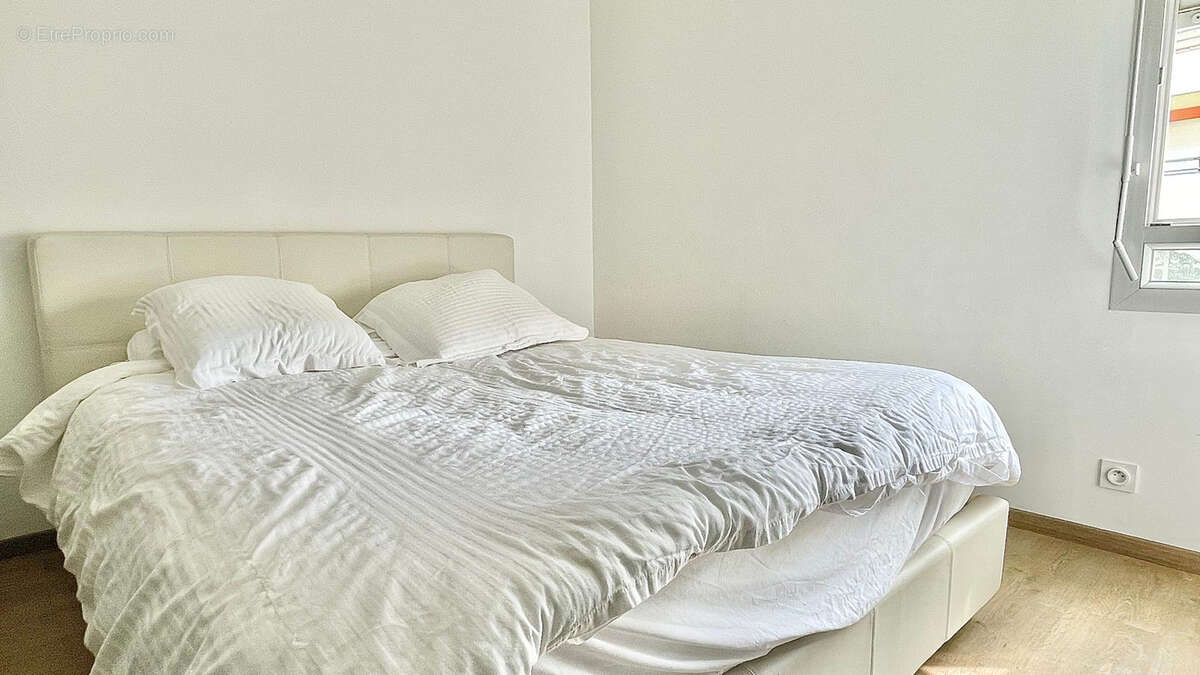 Appartement à VALLEIRY