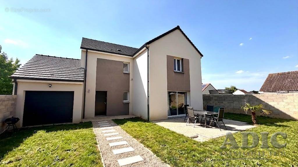 Maison à SAINT-PATHUS