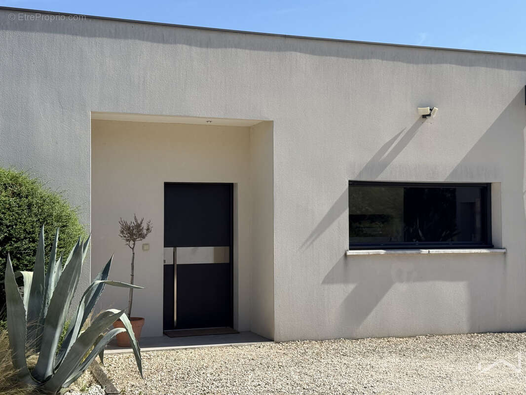 Maison à PONT-SAINT-ESPRIT