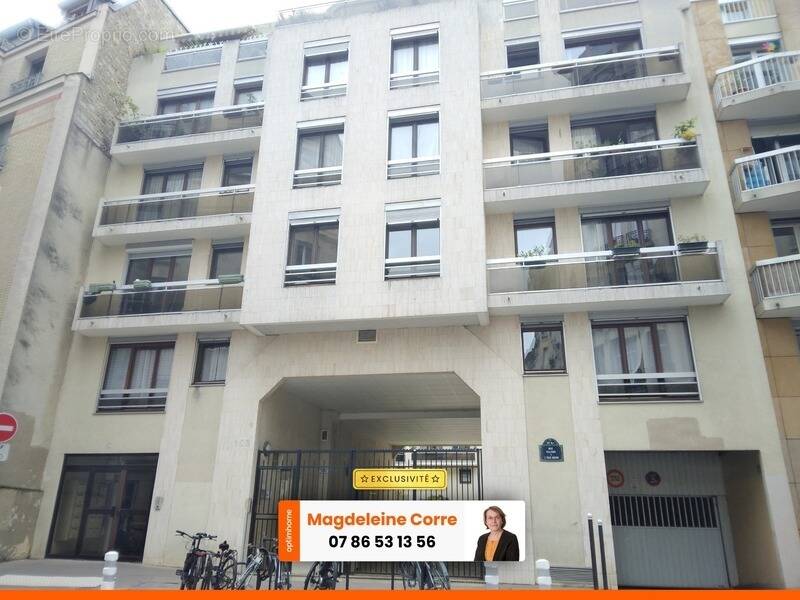 Parking à PARIS-20E