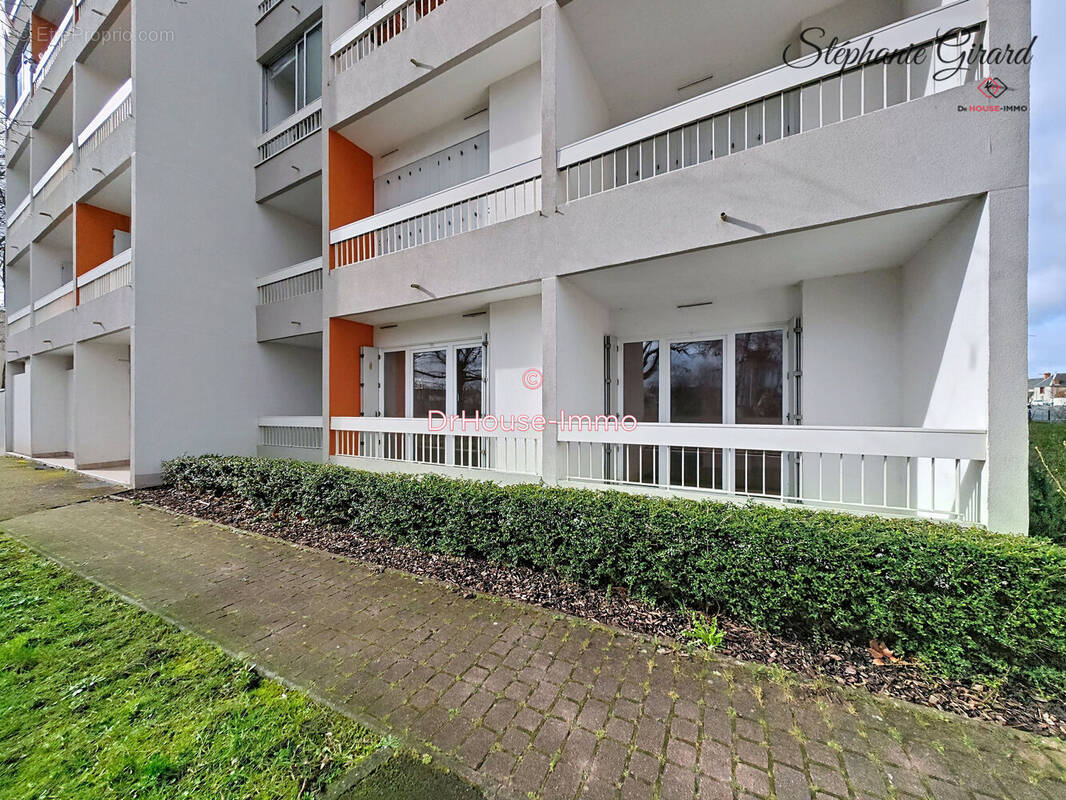 Appartement à FLEURY-LES-AUBRAIS