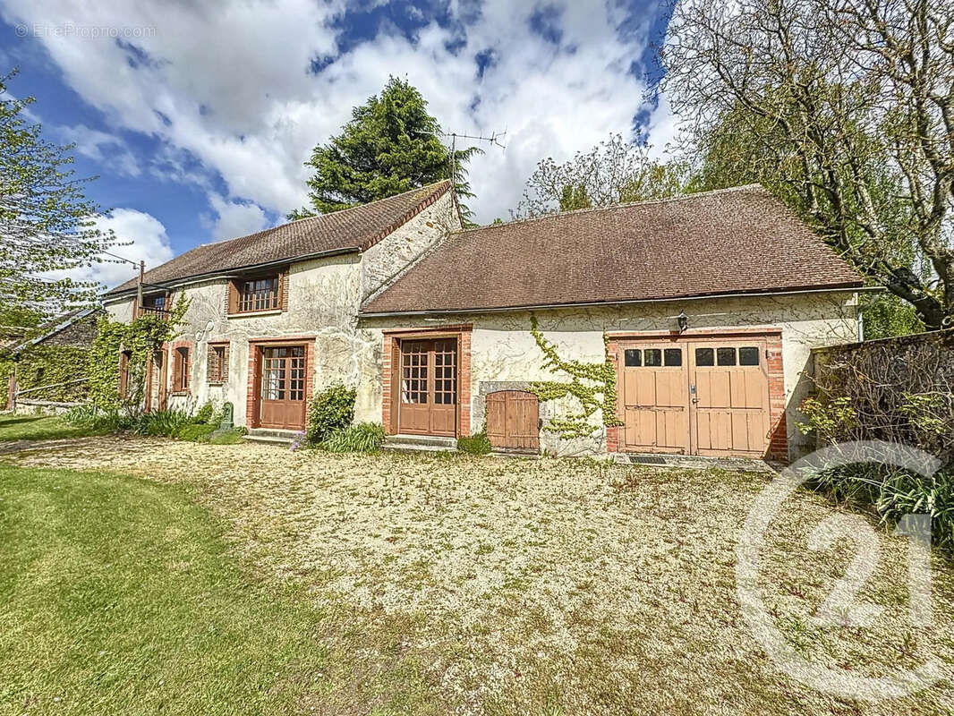 Maison à LA SAULSOTTE