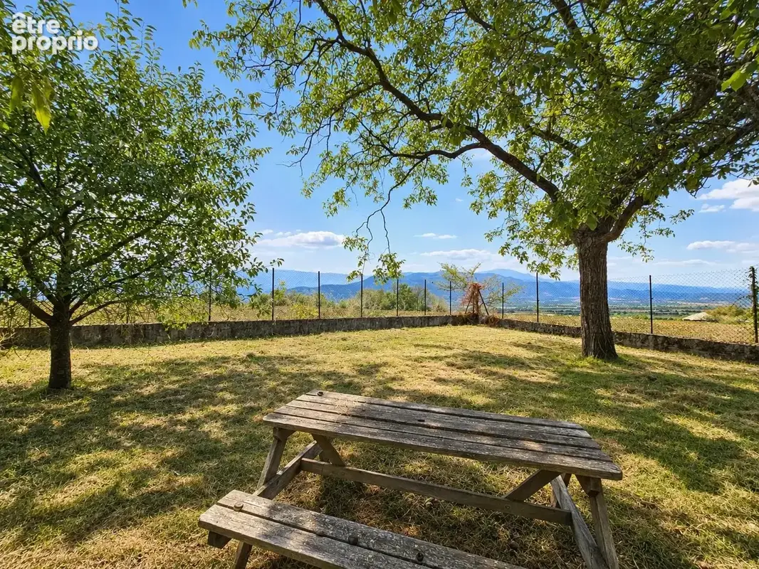 Saint-lattier – maison en pierre 110 m² – 275 m² de dépendances – terrain 1940 m² - photo 17
