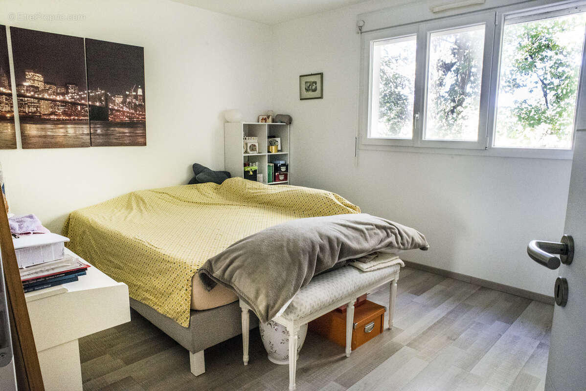 Maison de plain-pied ossature bois RT 2012   123,27 m2 sur 10,02 ares dans un environnement paisible - photo 12