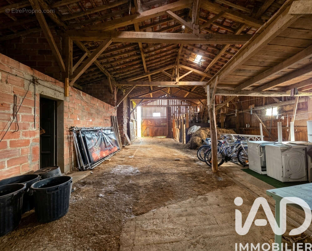 Photo 4 - Maison à GIFFAUMONT-CHAMPAUBERT