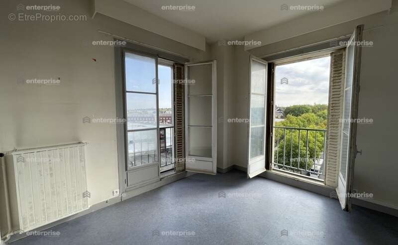 Prix exceptionnel 869 €/m2 - bureaux à vendre - ideal investisseur - photo 3