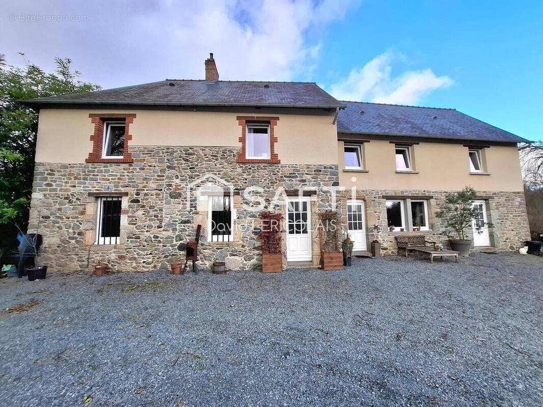 Photo 1 - Maison à SAINT-SAUVEUR-LENDELIN