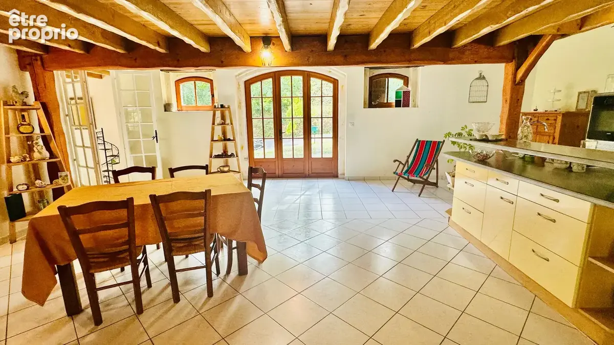 Belle maison ancienne restaurée avec une grange - photo 17