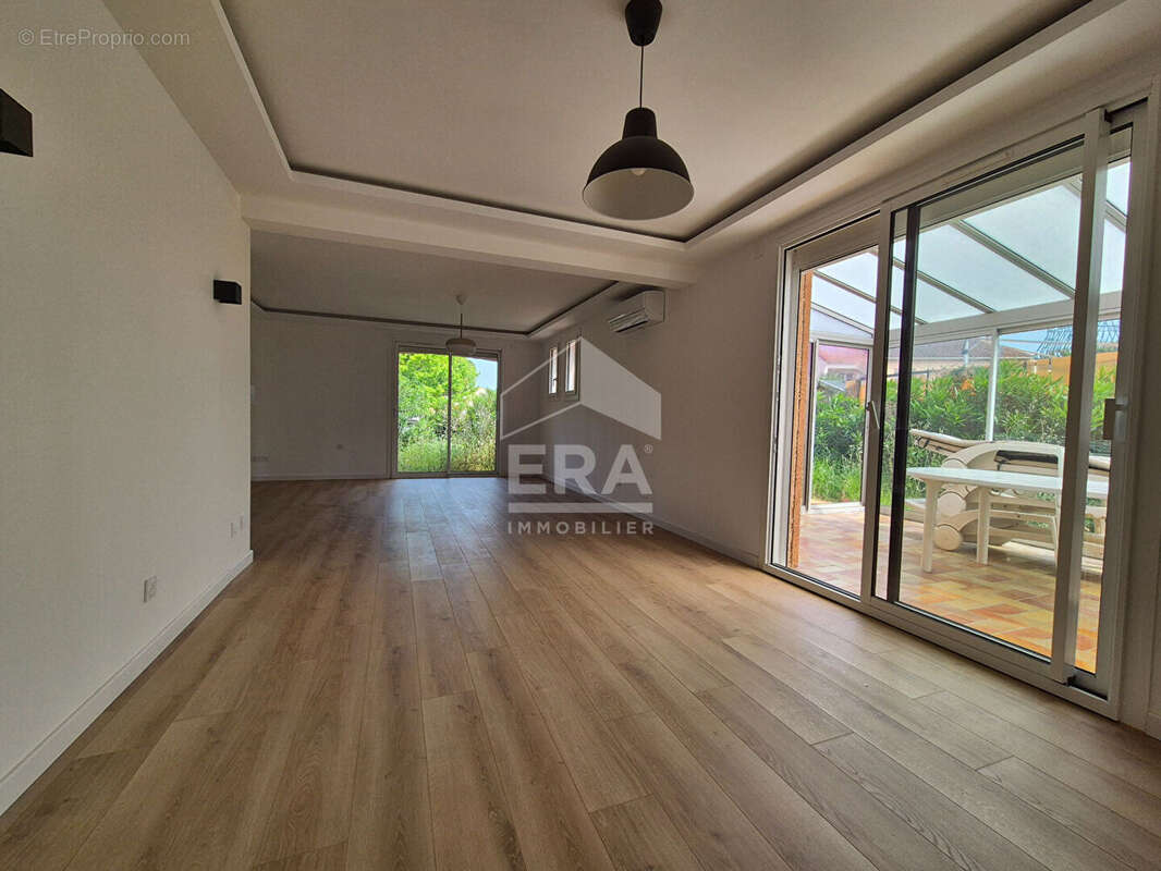 Maison totalement renovée à vendre à Saint Cyprien - Confort moderne - photo 7