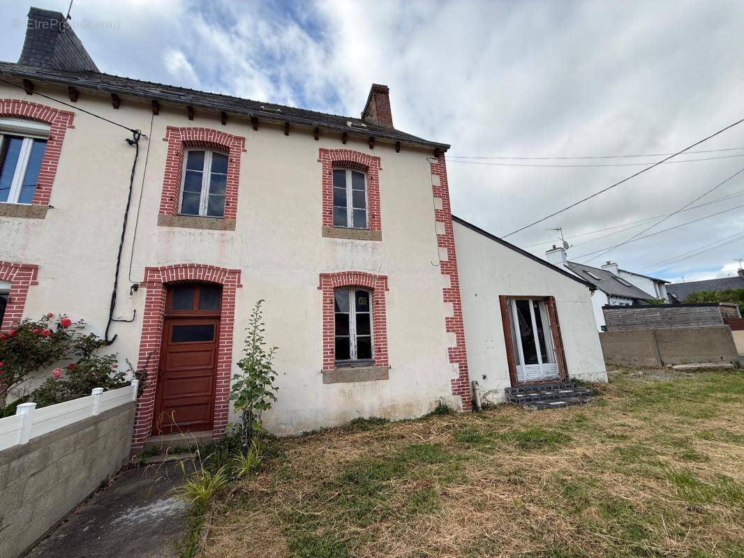 Maison à rénover centre ville de Lannion - photo 1