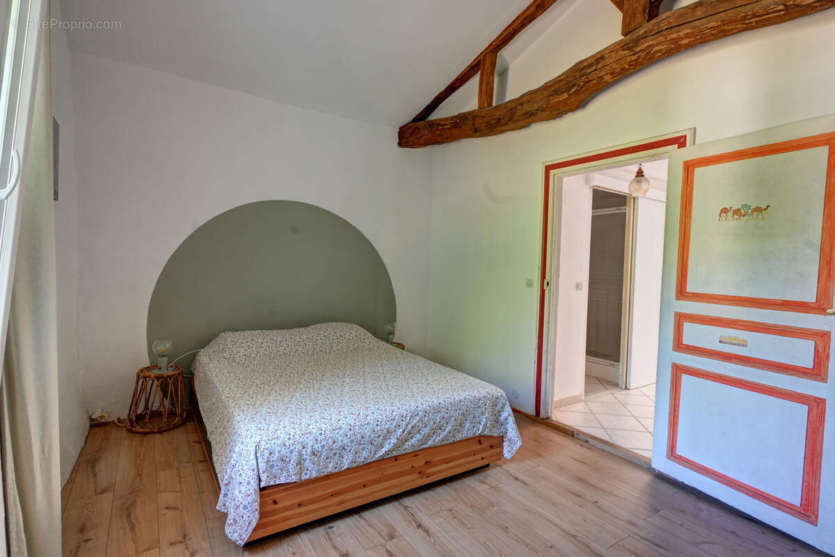 Maison à MONTPEZAT